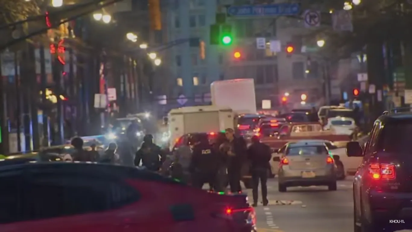 Поліція розганяє протест в Атланті