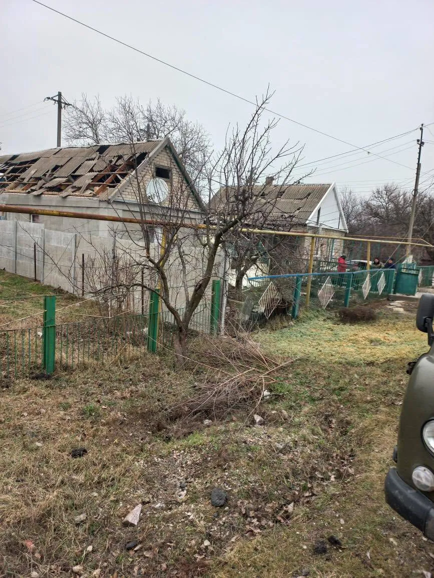 Окупанти вдарили по Запорізькій області ракетами С-300, пошкоджено 10 будинків. Фото dqxikeidqxidqrant