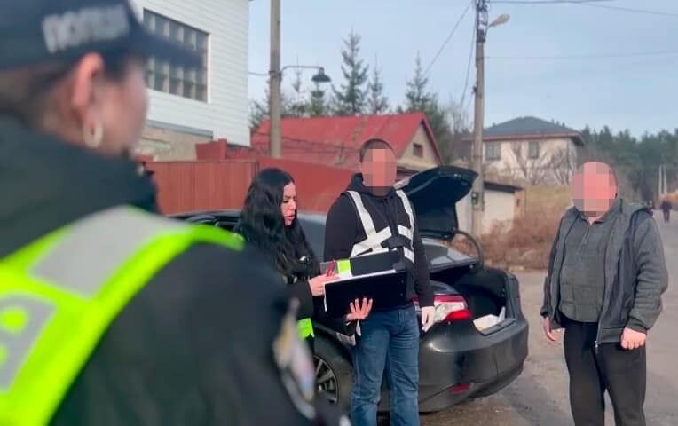 Полицейские Киева изъяли у наркоторговцев кокаин на 4 млн грн. Фото и видео