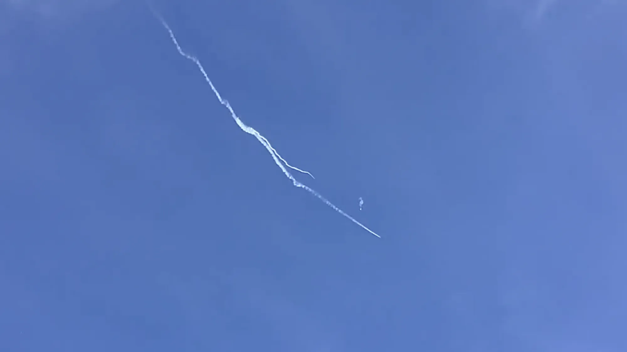 В США сбили китайский шар-разведчик в небе: Пекин выразил ’’сильное недовольство’’. Подробности