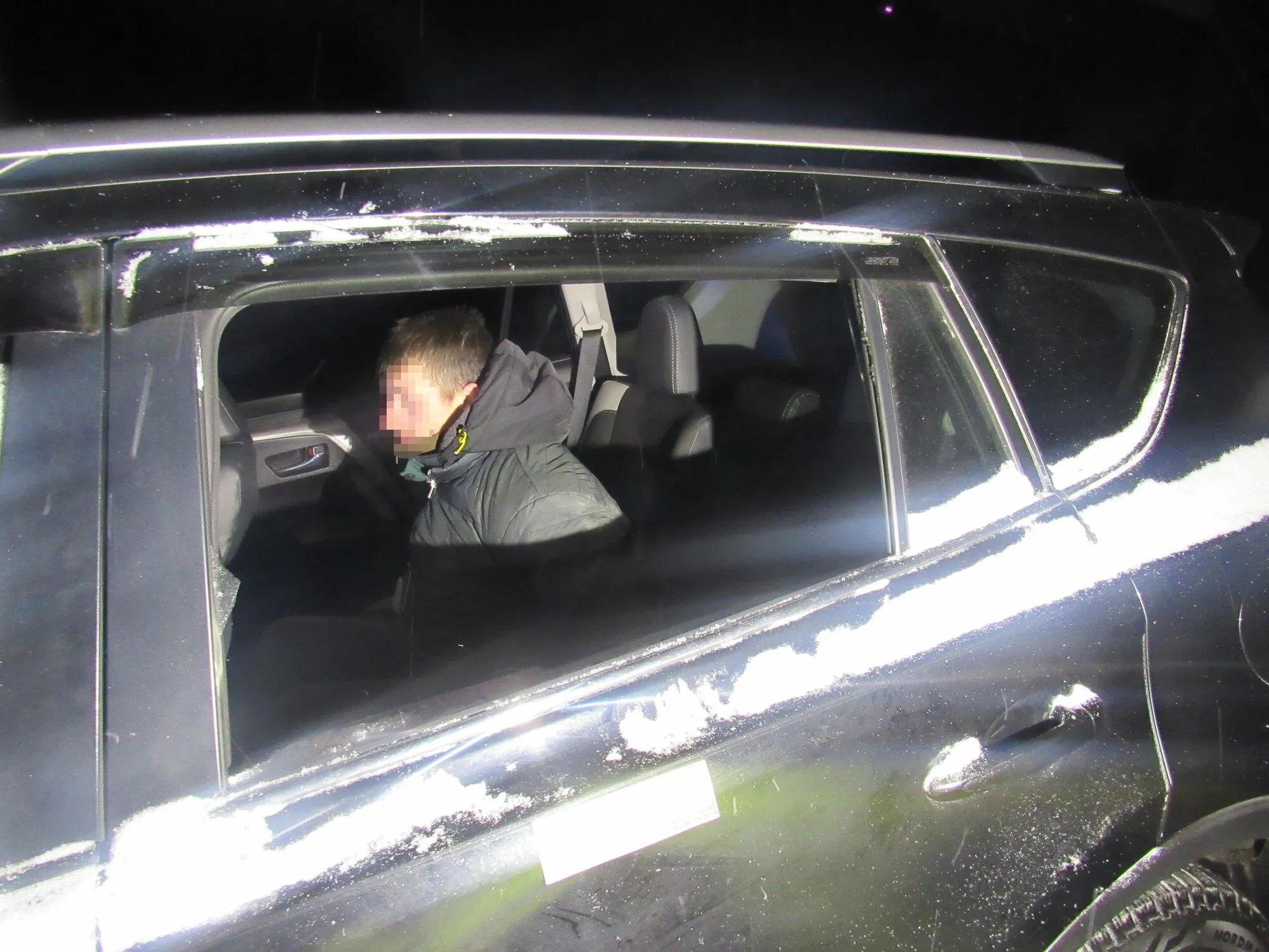 У Києві затримали рецидивіста, підозрюваного у крадіжках із 17 автомобілів. Фото