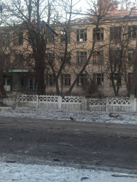 Вибухи, прильоти, обстріл, Микільське, школа №3, казарма, бавовна