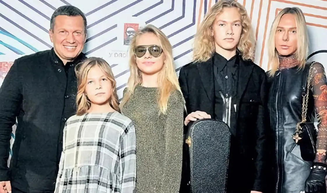 ’’ ’’:     ,   .   