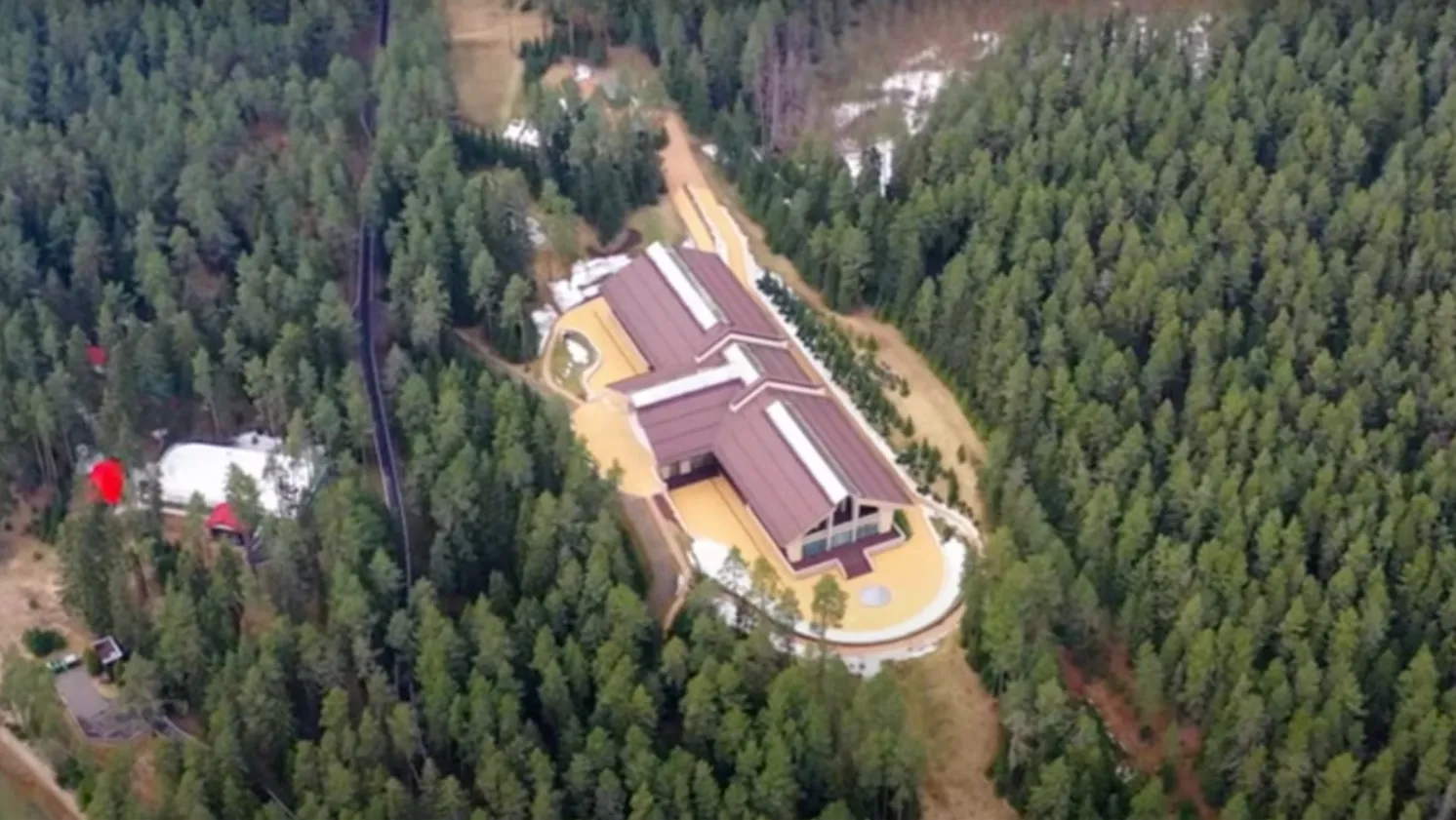 У Росії побудували секретну залізницю для Путіна: ЗМІ розкрили гучні деталі dqxikeidqxidqrant