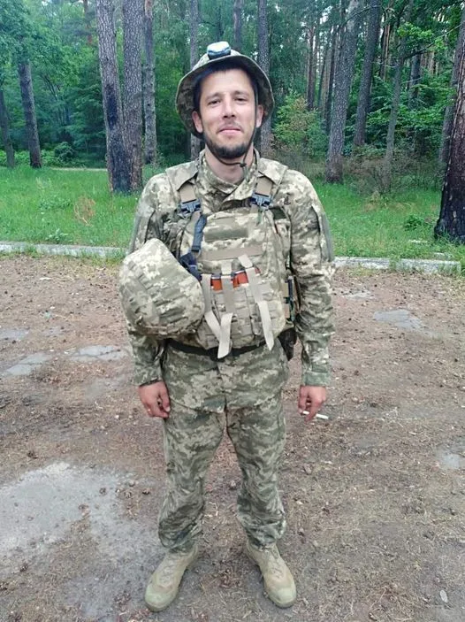 На фронті під Авдіївкою загинув молодий учитель: без батька залишилося двоє синів dqxikeidqxidqrant