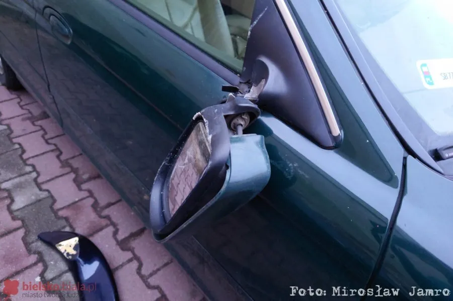 У Польщі затримано українця, який розбив кілька авто. Фото dqxikeidqxidqeant