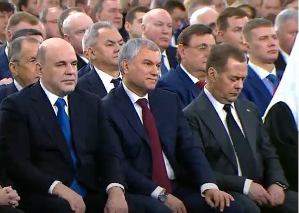 Медведєв та інші чиновники РФ заснули під час виступу Путіна