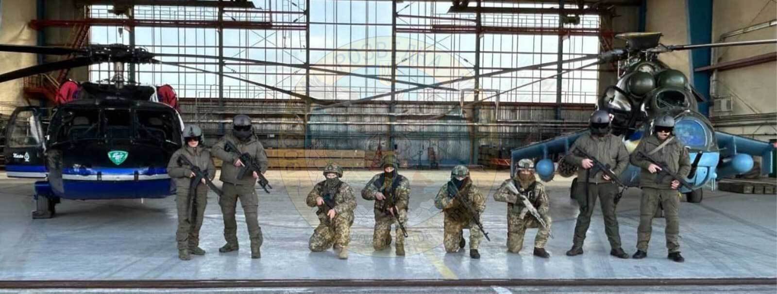 UH-60A Black Hawk      dqxikeidqxiqqdant