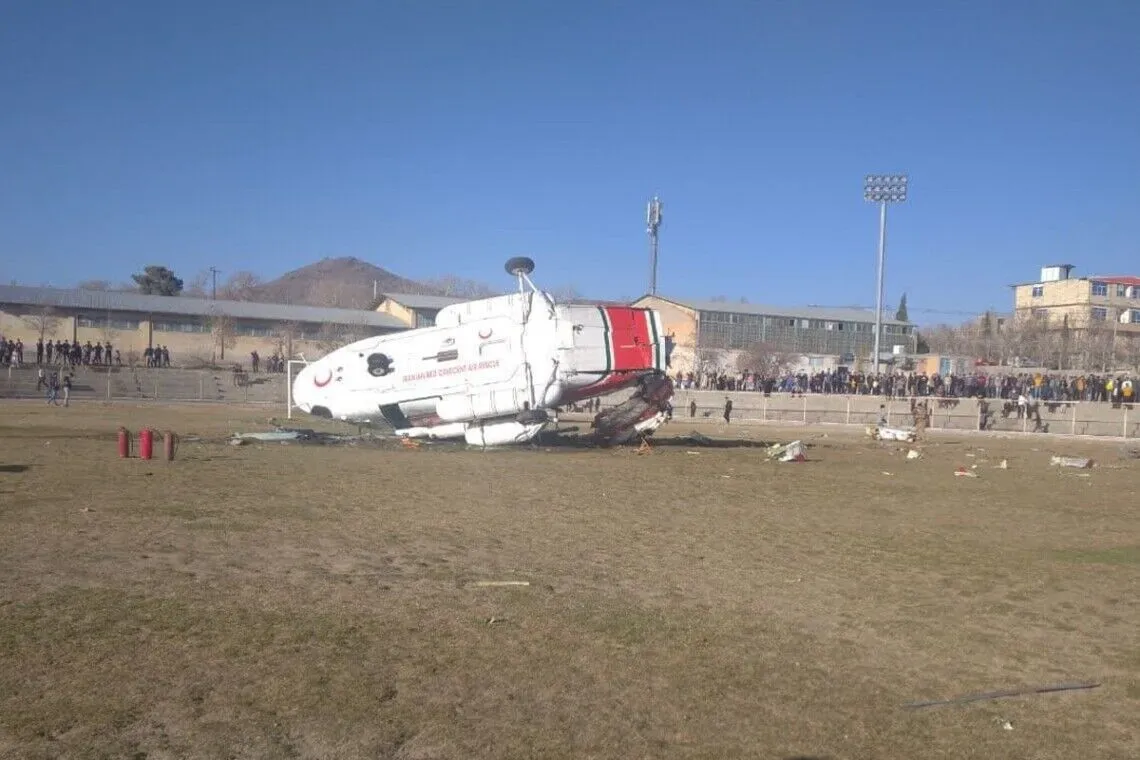 В Ірані розбився гелікоптер із міністром спорту. Фото, відео