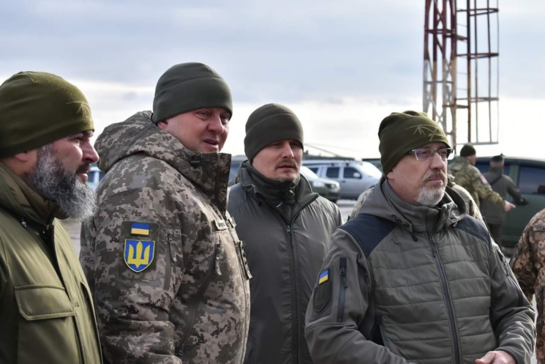 Главнокомандующий ВСУ Валерий Залужный и министр обороны Алексей Резников dqxikeidqxidqrant