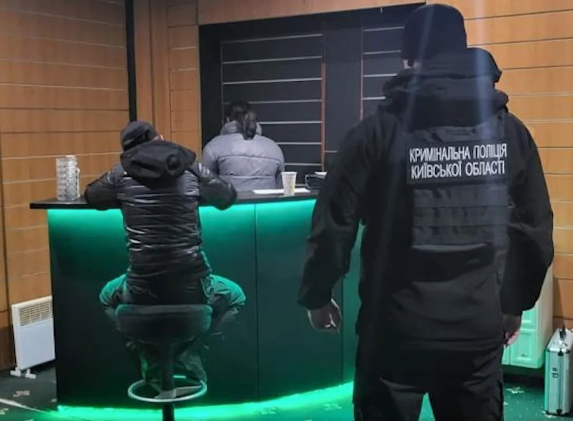 На Київщині правоохоронці виявили понад 20 підпільних казино. Відео