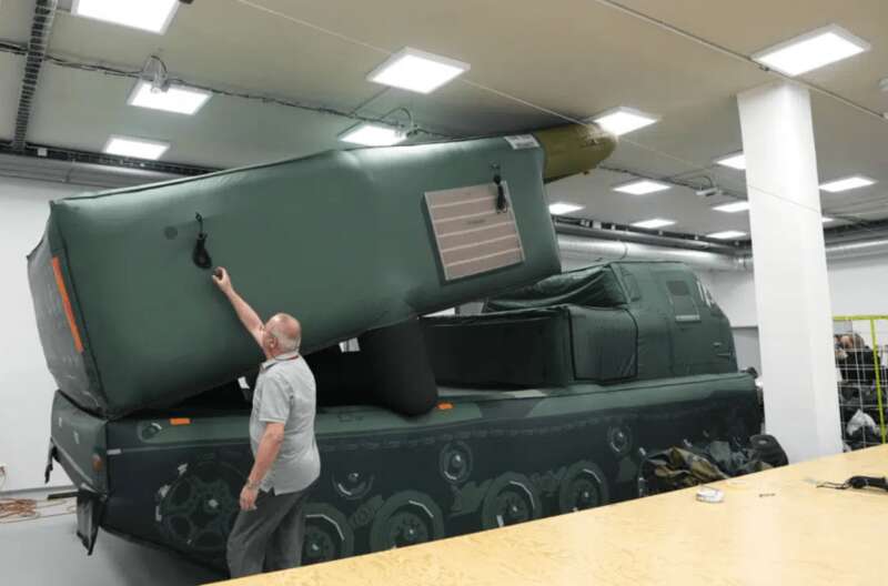 надувні приманки, Himars, чеська компанія, постачання в Україну, оманлива мета dqxikeidqxidqeant