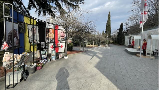 Меморіал, присвячений загиблим в Україні