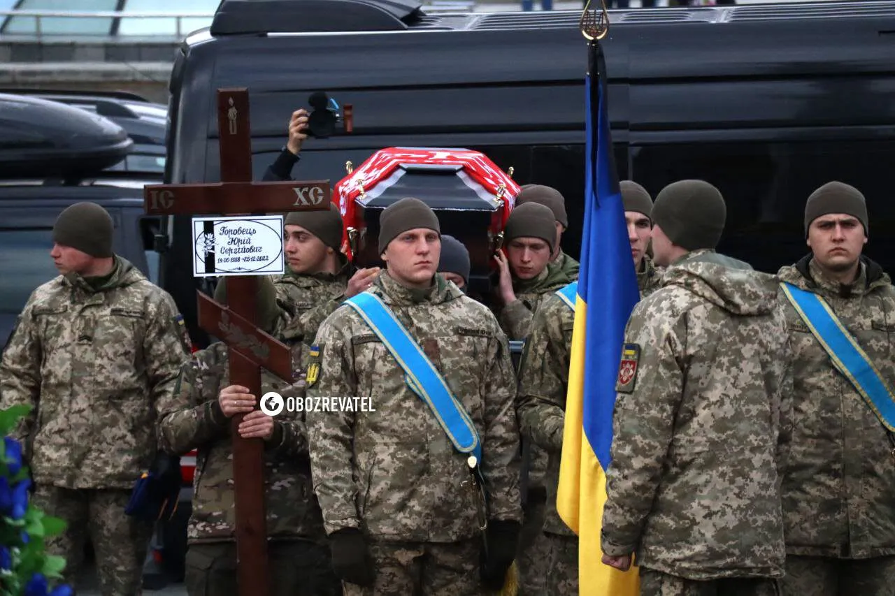 В Киеве прощаются с героями-разведчиками ’’Святошей’’, ’’Аполлоном’’, ’’Непейпивом’’ и ’’Тарасием’’. Фото и видео