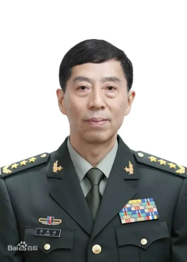 Міноборони Китаю очолив чиновник, який потрапив під санкції США через співпрацю з РФ dqxikeidqxidqeant