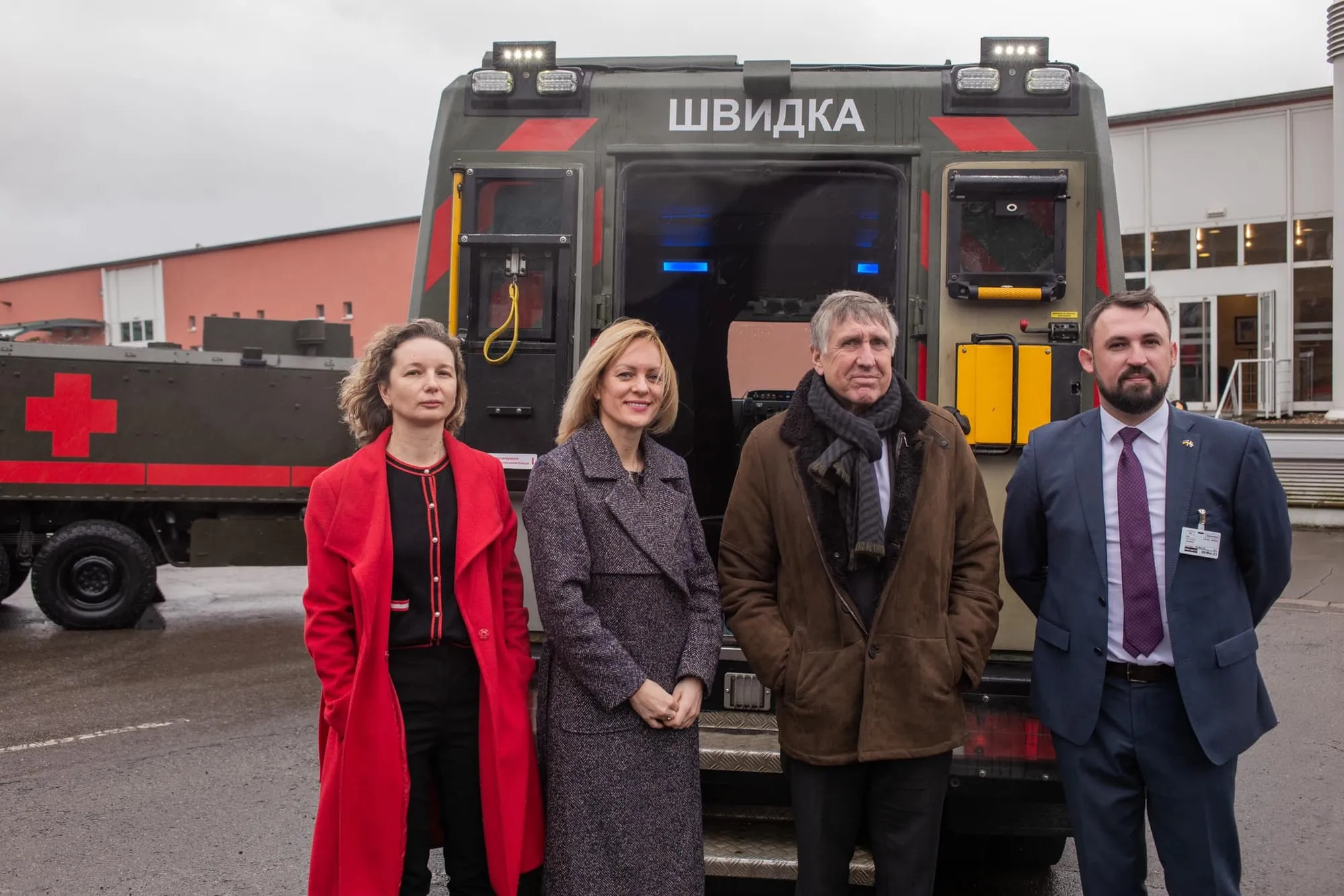 Люксембург передал Украине партию бронированных скорых. Фото