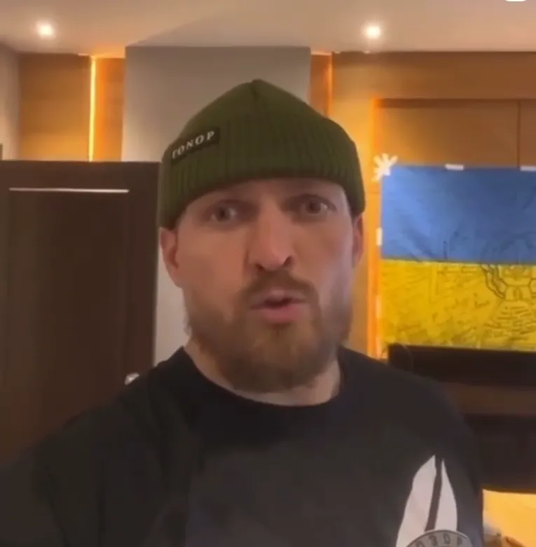 ’’Жадное Пузо, хватит ныть’’: Усик резко отреагировал на очередное требование Фьюри