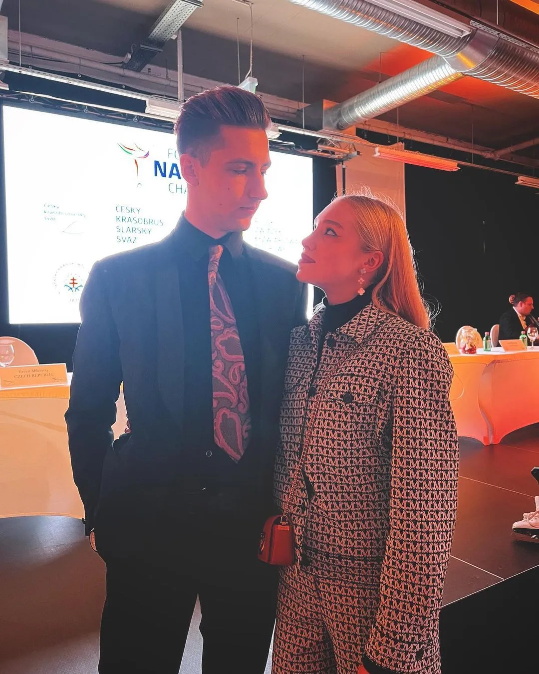 Գ-       dqxikeidqxidqrant