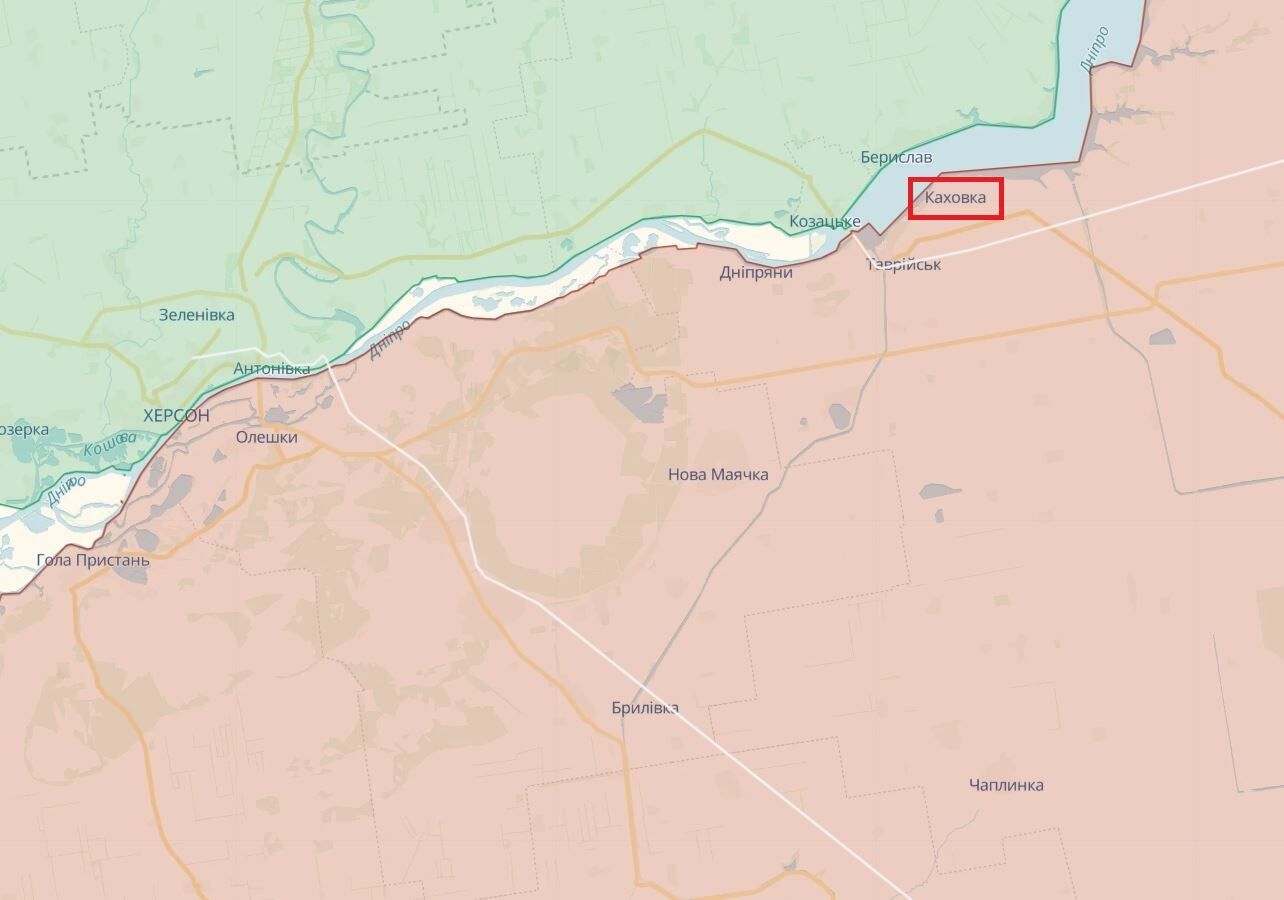 ’’Росіяни знову курять’’: в окупованій Каховці сталася ’’бавовна’’, валить чорний дим. Відео