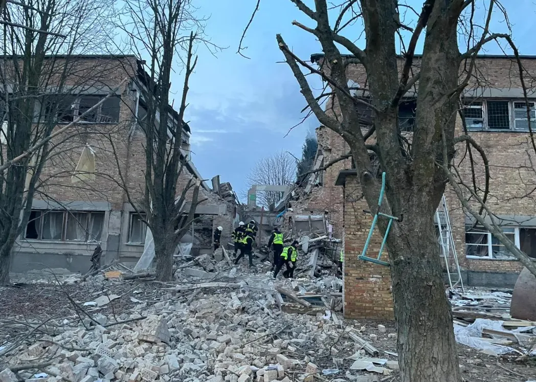 Оккупанты убили за сутки 14 мирных украинцев, десятки получили ранения: подробности