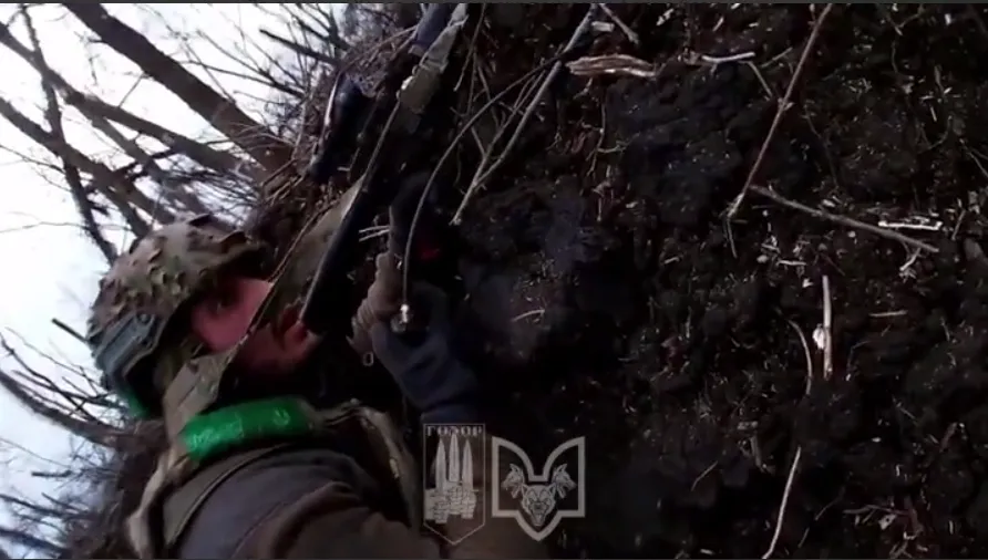 Бійці батальйону ’’Вовки Да Вінчі’’ взяли штурмом позицію ’’вагнерівців’’ під Бахмутом. Відео від першої особи