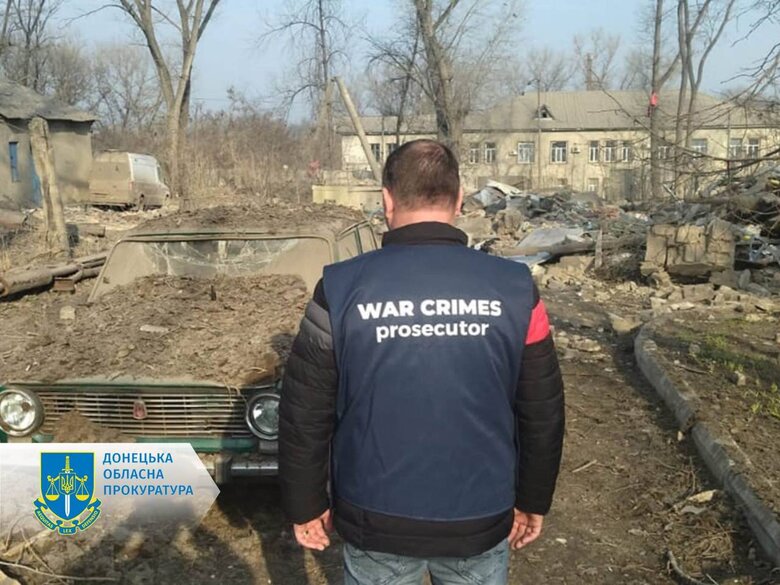 Ворог вдарив із С-300 по Костянтинівці. Влучання у пункт незламності, є загиблі та поранені, - Офіс генпрокурора 04