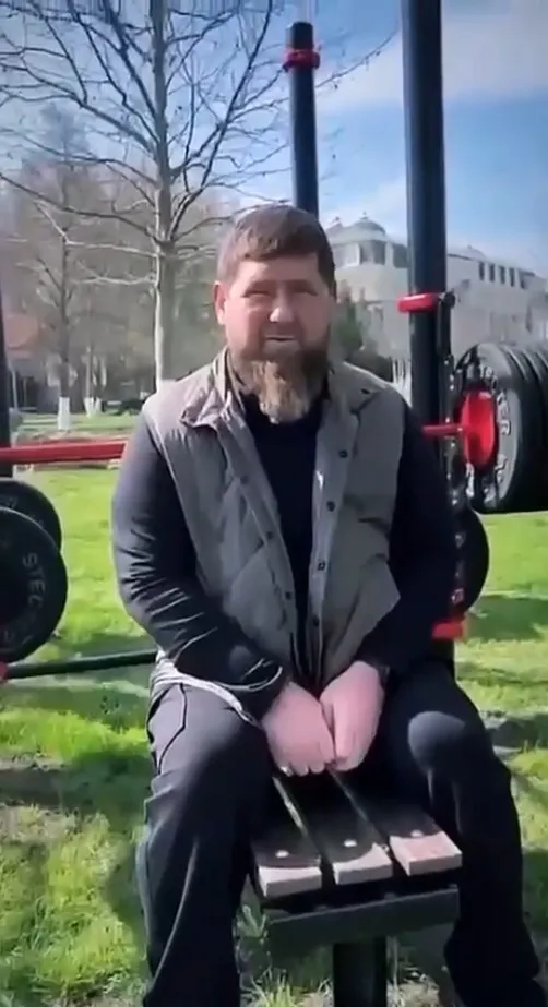 Кадиров похвалився гарною фізичною формою і викликав глузування в мережі. Фото і відео dqxikeidqxidqrant