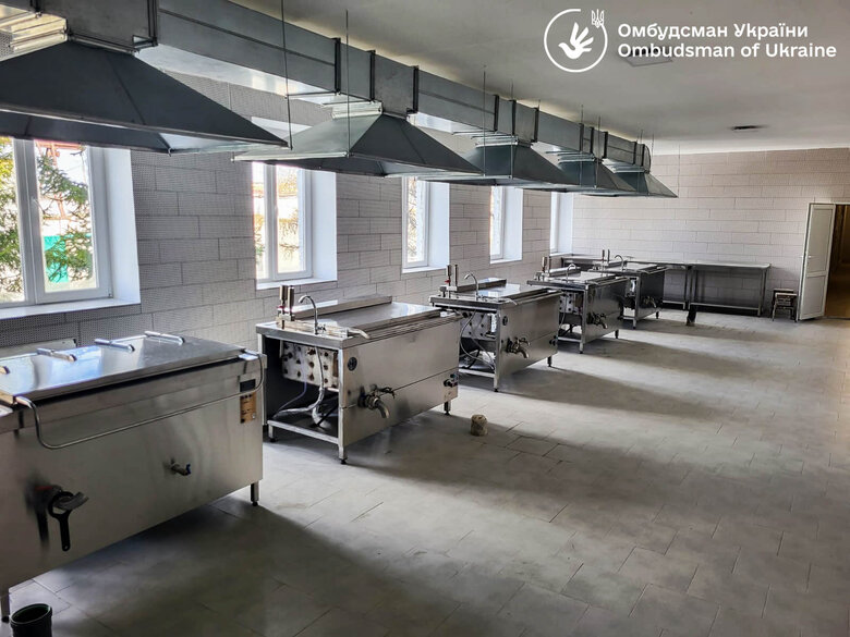 Російських полонених утримують відповідно до Женевської конвенції, - Лубінець 03