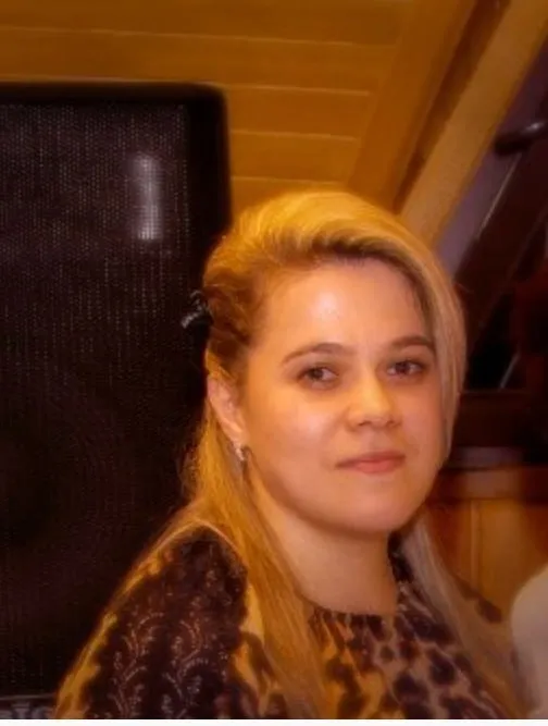 У РФ видали, що статуетку з вибухівкою Татарському вручила українка: є нестиковки