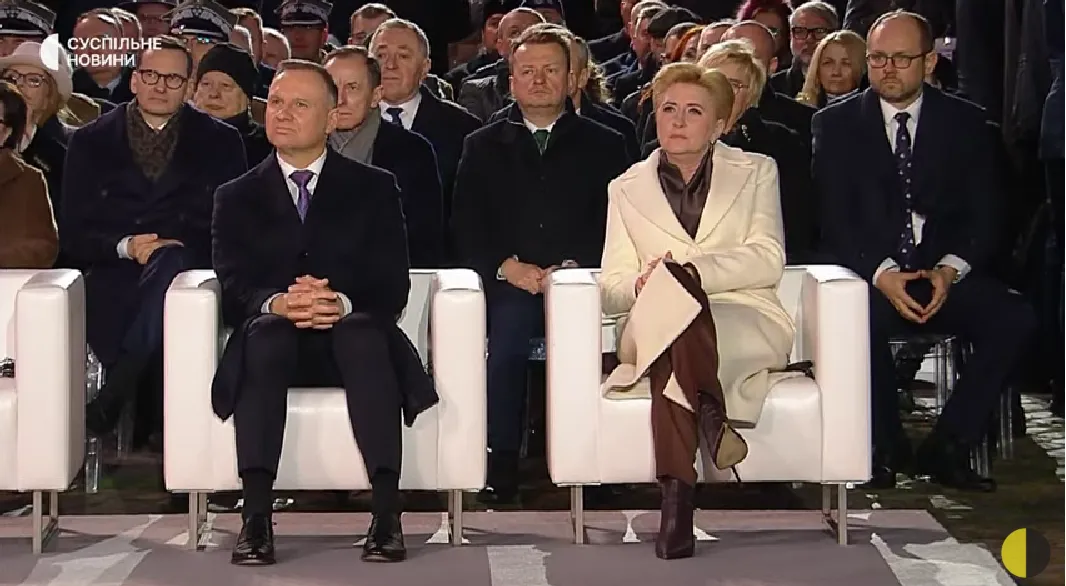 Дуда и Зеленский обратились к полякам и украинцам с общей речью: никогда больше Москва нас не разлучит. Видео