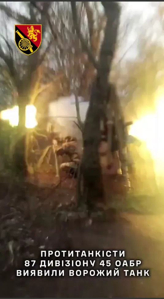 ’’Обнаружили, обездвижили, добили’’: украинские военные эффектно уничтожили ’’лучший’’ российский танк Т-90М ’’Прорыв’’. Видео