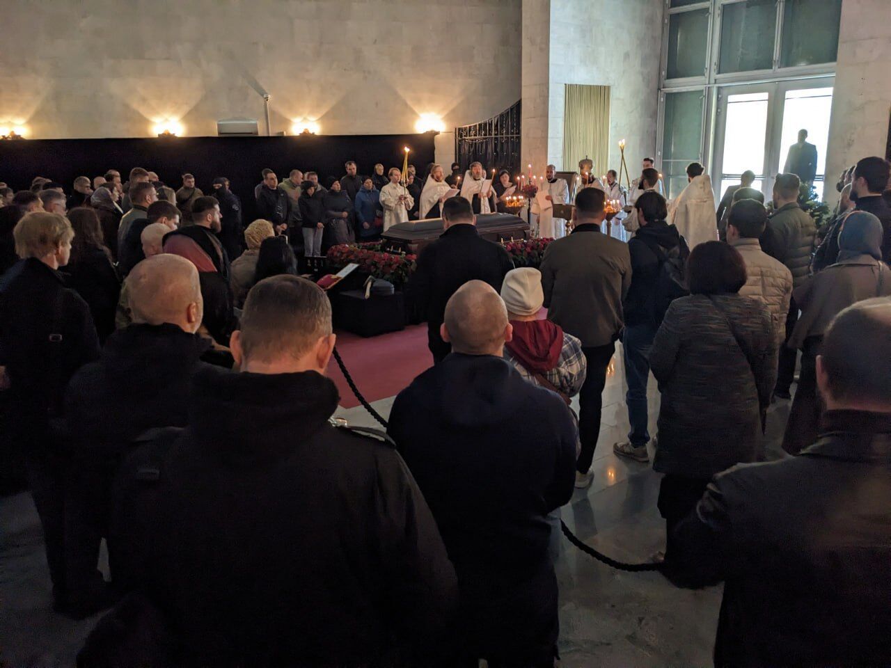 Ликвидированного Татарского хоронили в закрытом гробу: в сети заметили интересную деталь. Фото и видео