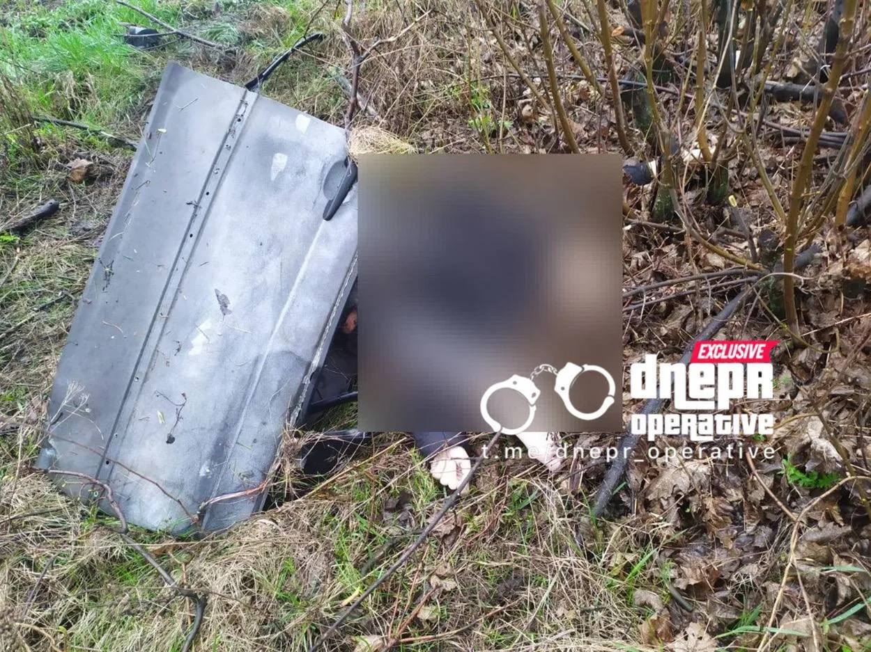 У ДТП на Дніпропетровщині загинули двоє військових: водій не впорався з керуванням. Фото