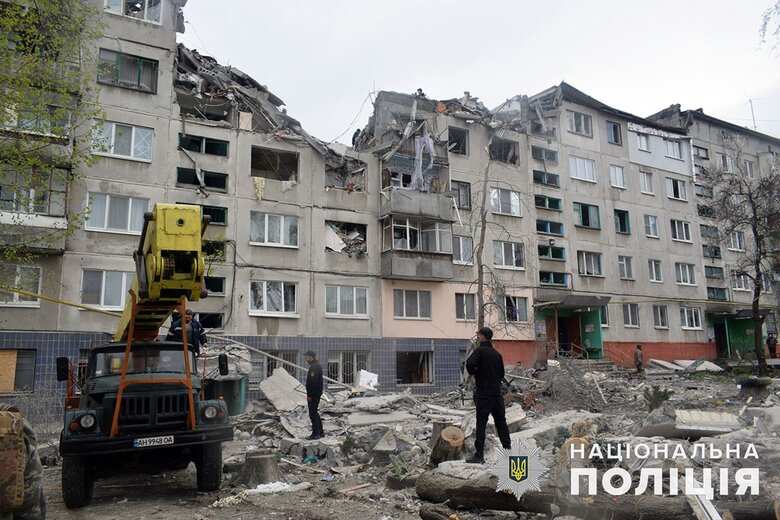 Наслідки ворожих обстрілів Донеччини 04