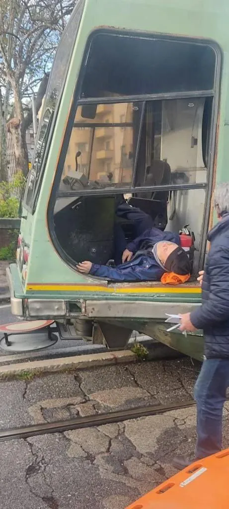 Капітан "Лаціо" потрапив у серйозну ДТП, пошкодивши хребет та отримавши складний перелом ребра. Відео dqxikeidqxidqeant