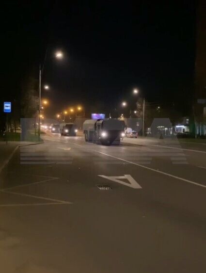Зафиксировали колонну военной техники: в Москве начали готовиться к параду 9 мая. Видео dqxikeidqxidqxant