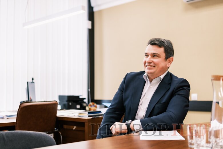  :  ,     ,     ,        .     05