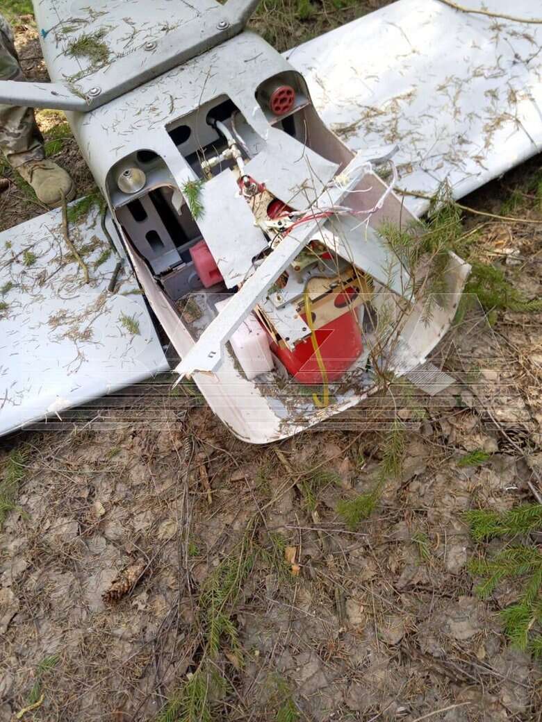 В Подмосковье упал беспилотник с 17 килограммами взрывчатки 05 У Підмосков’ї впав безпілотник із 17 кілограмами вибухівки 05