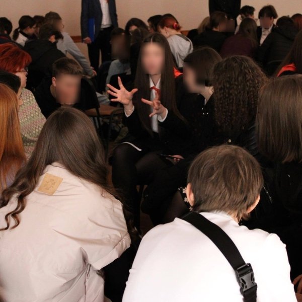 Школьники в галстуках dqxikeidqxidqrant