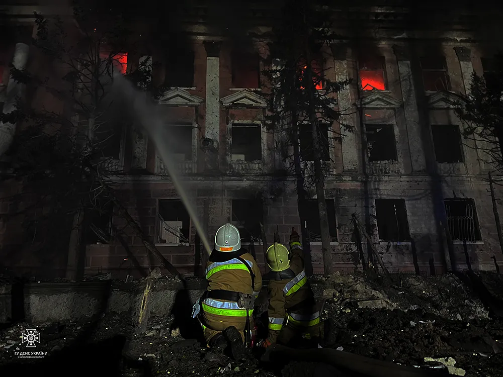 Окупанти били