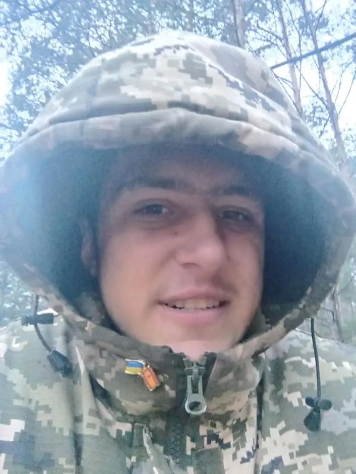 В Славянске погиб 19-летний защитник из Луганской области. Фото юного Героя dqxikeidqxidqeant