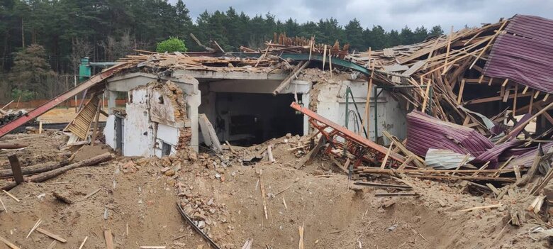 Последствия вражеских обстрелов Черниговщины 01 dqxikeidqxidqrant