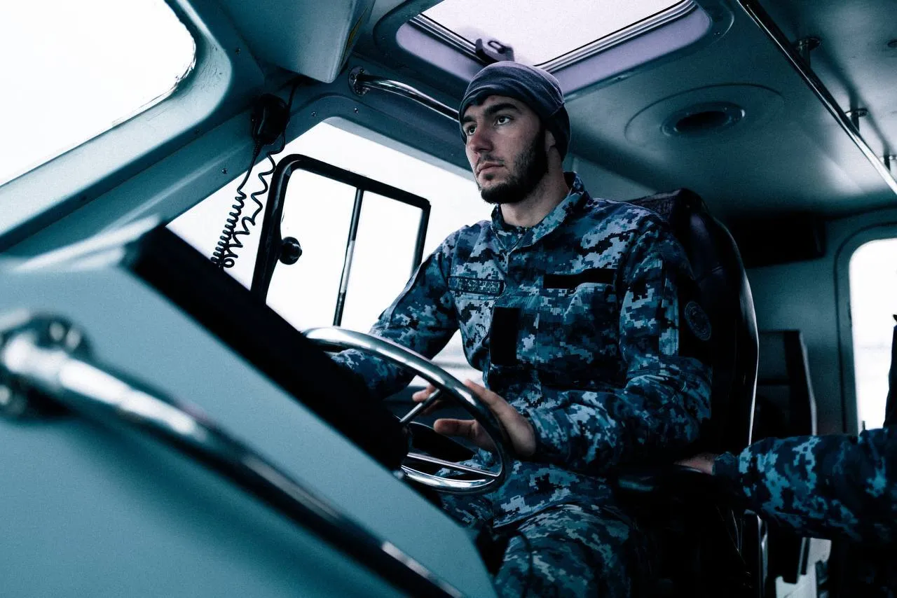 "Герої, які першими зустріли ворога": Зеленський привітав українських прикордонників. Фото