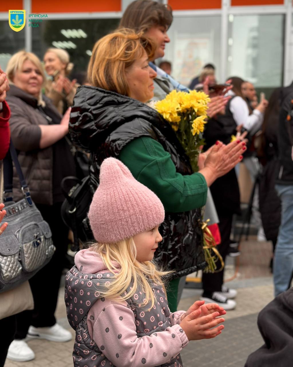 В Киевской области появился новый мурал, посвященный Бахмуту и Ирпеню. Фото