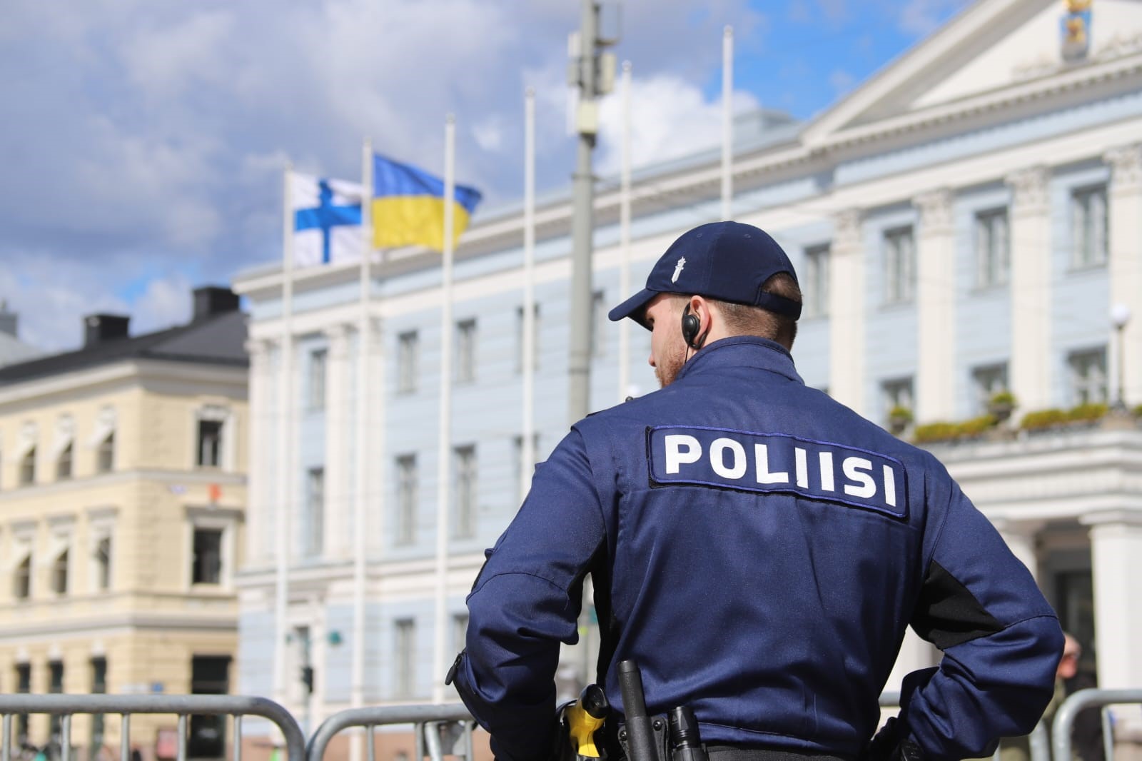   :    dqxikeidqxiqdxant