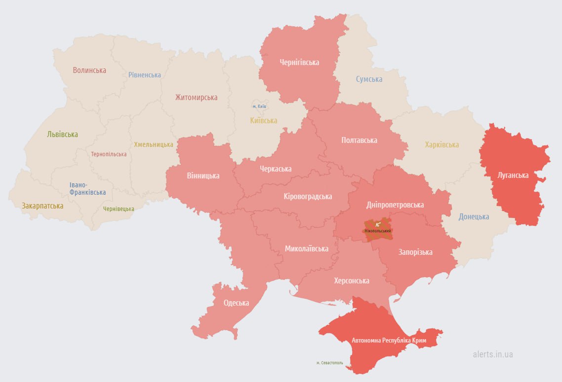 Ракетна небезпека. У низці областей України оголосили тривогу dqxikeidqxidqrant