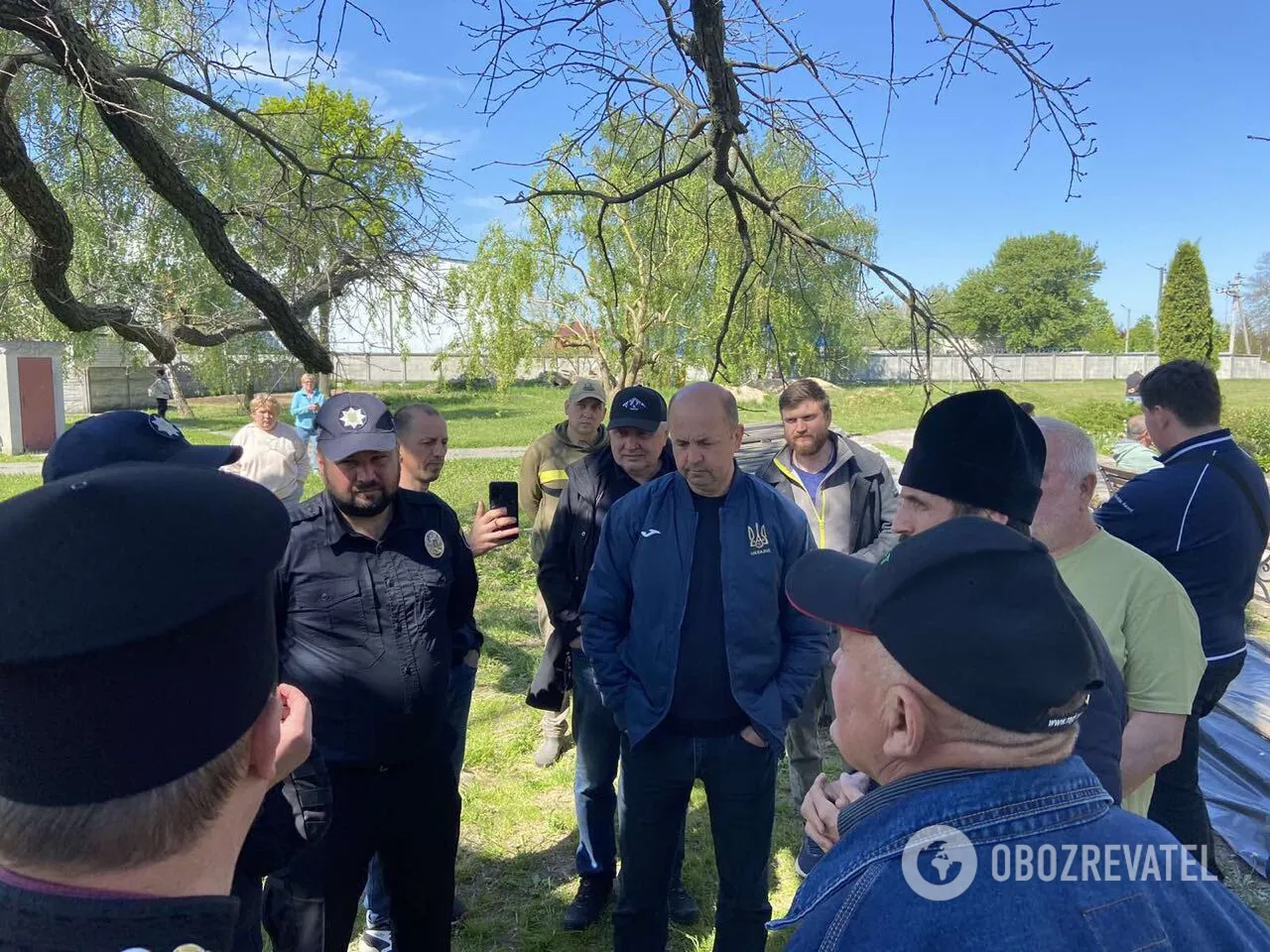 Под Киевом община перешла в ПЦУ: священник МПЦ вызвал следователей. Фото и видео