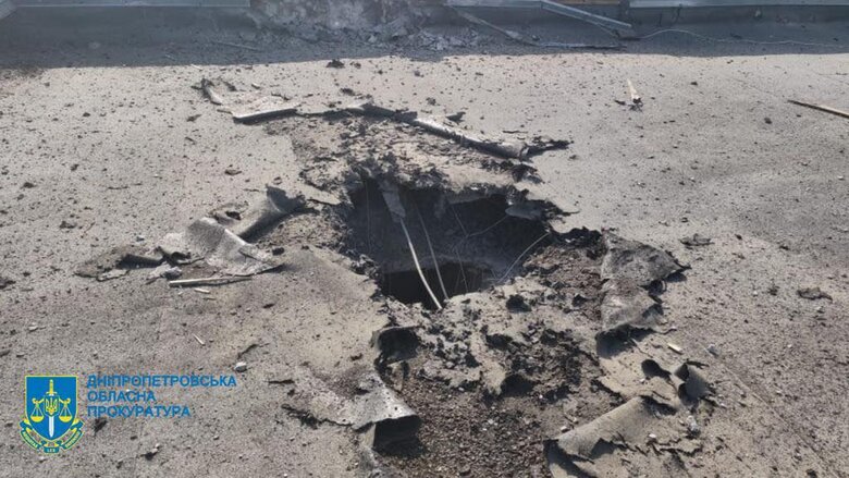 оккупанты обстреляли из артиллерии Никополь, ранен ребенок 04 Окупанти обстріляли з артилерії Нікополь, поранено дитину 04