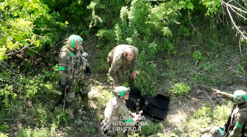      " " 72-  :    dqxikeidqxidqeant