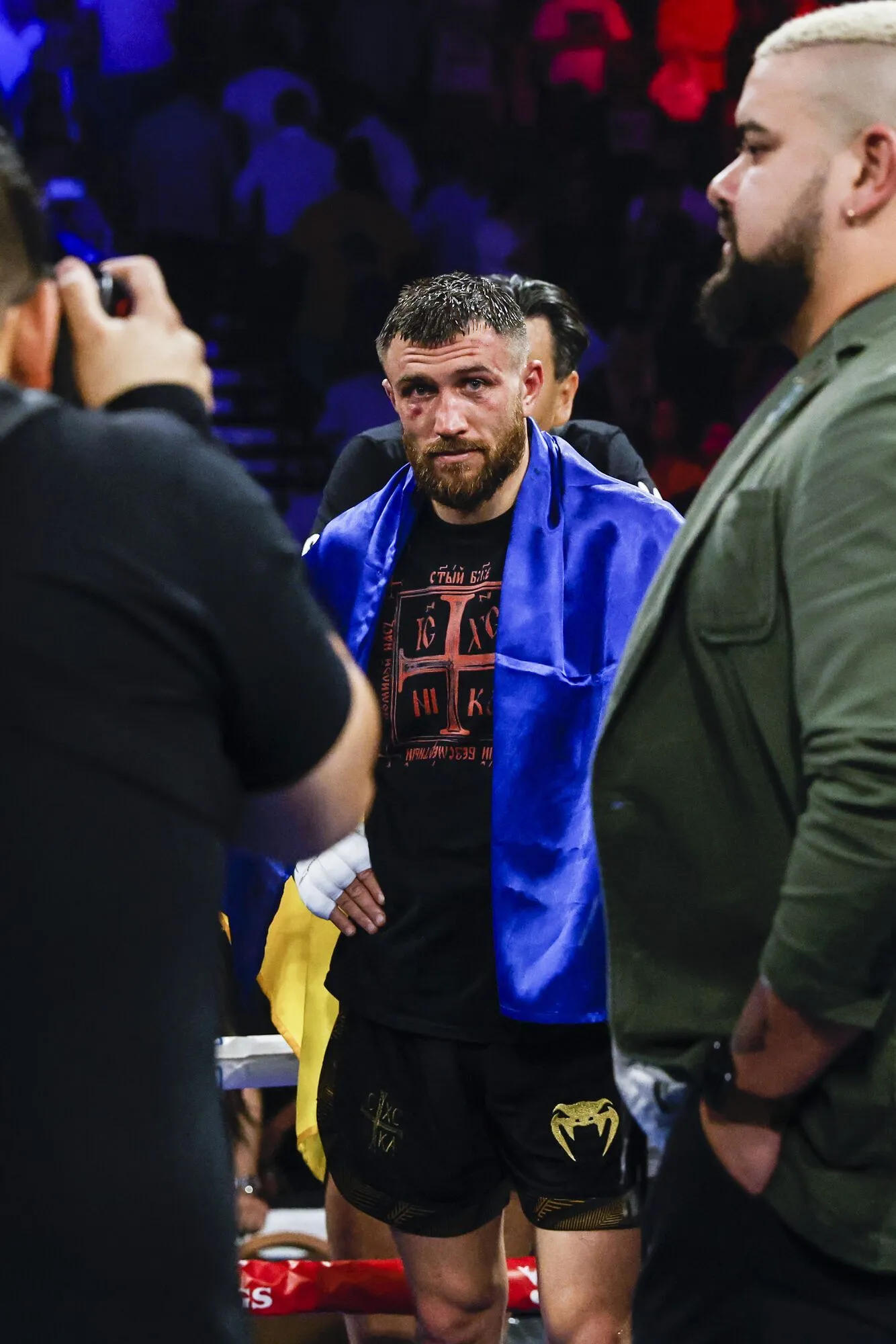 "ФСБшники в рясах". Стерненко объяснил поражение Ломаченко